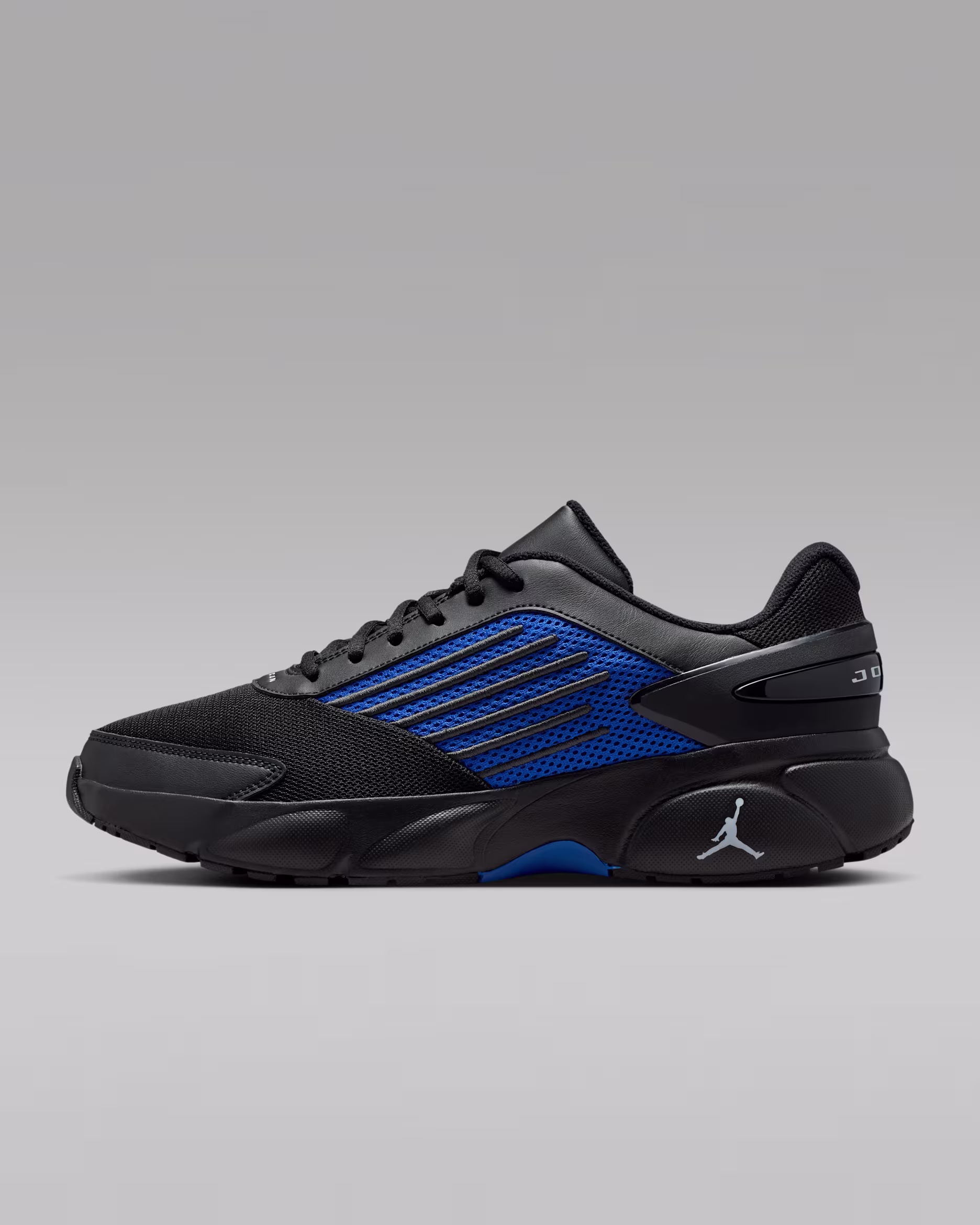 AIR JORDAN TRUNNER FLOW - image 1