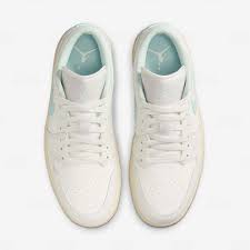 AIR R 1 - image 3